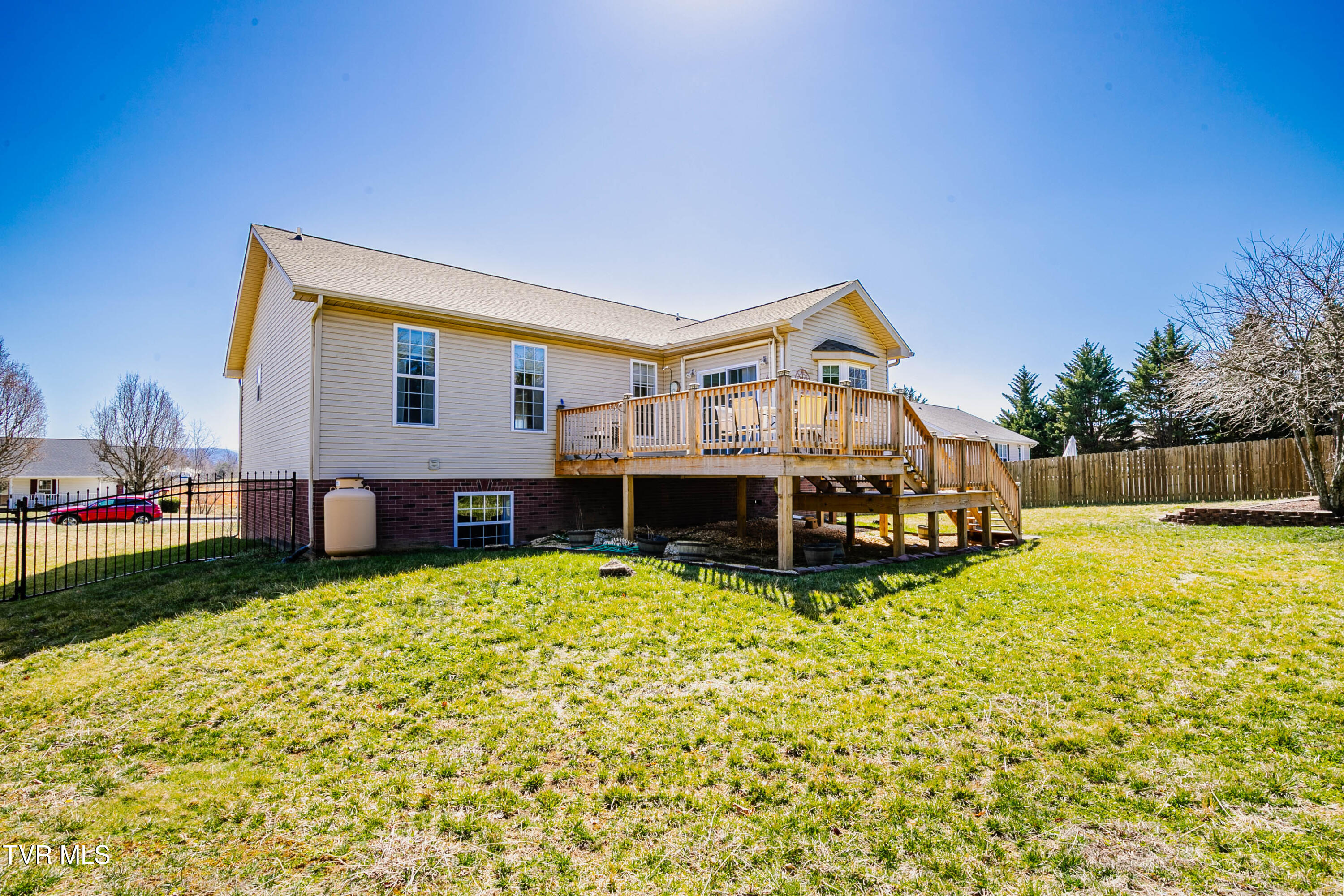 195 Royal Oaks Drive, Jonesborough, Tennessee image 38