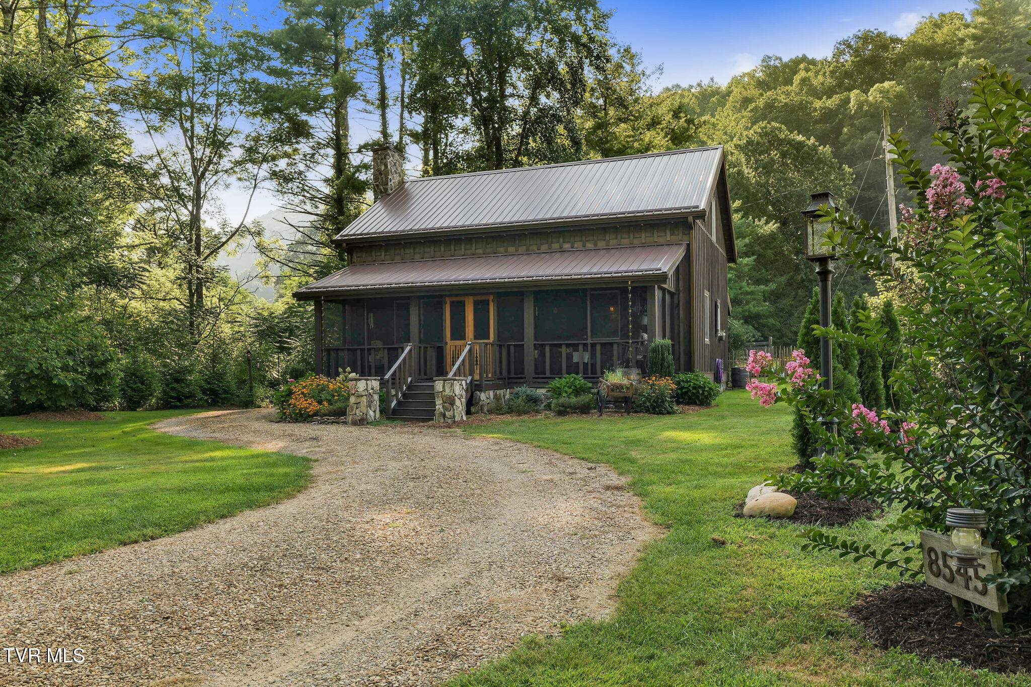 8545 Hwy 91, Laurel Bloomery, Tennessee image 3