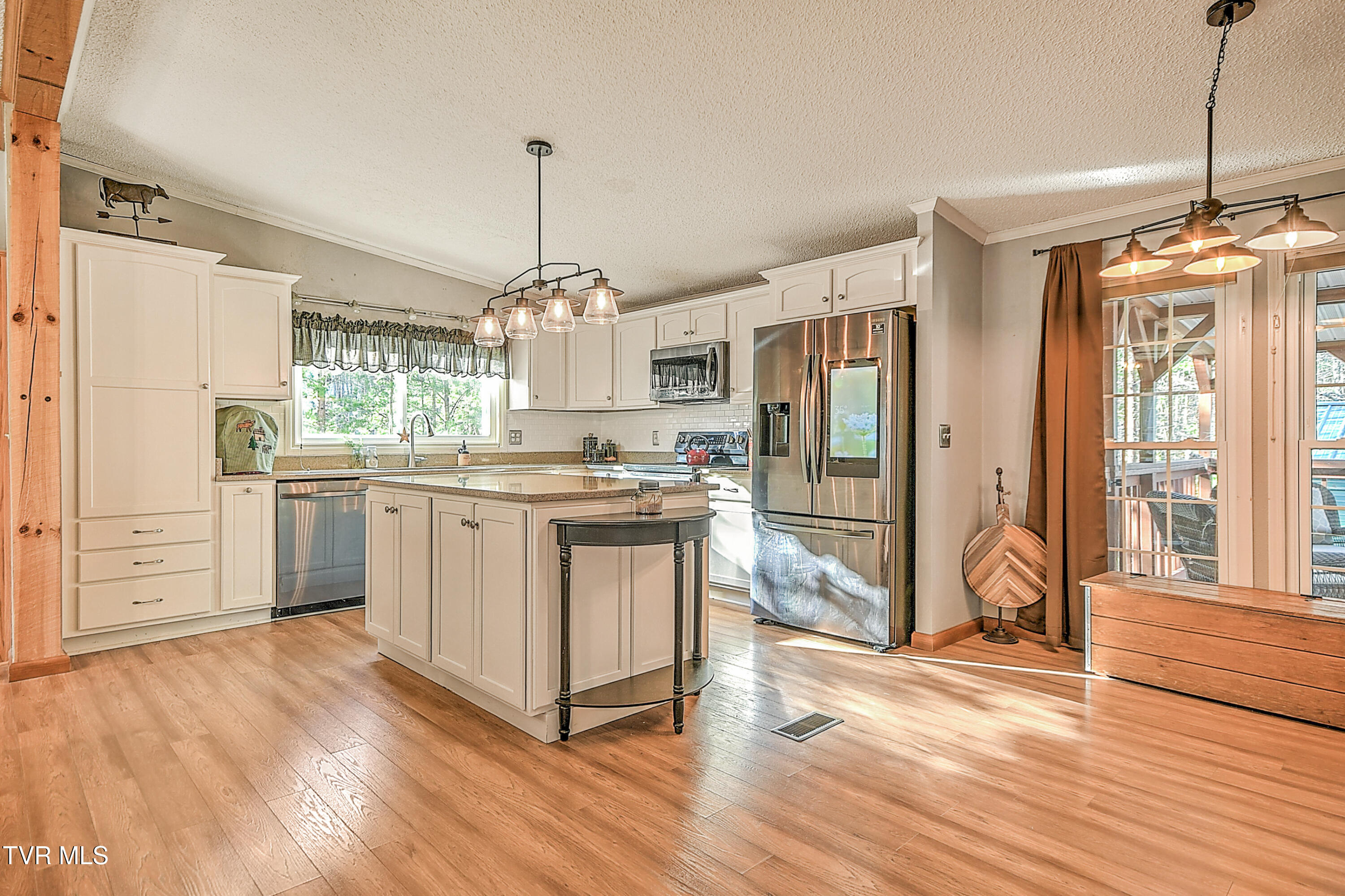 1026 Lightnen Road, Parrottsville, Tennessee image 4