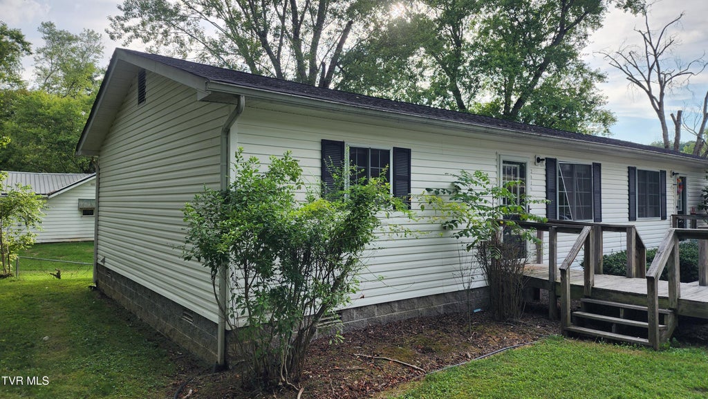 Photo of 2816 Broad Street # 2816, Bristol, TN 37620 (MLS # 9999337)