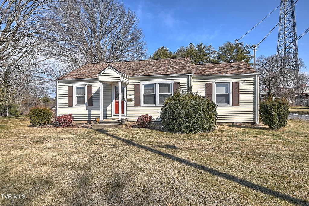 Photo of 118 Lincoln Avenue, Jonesborough, TN 37659 (MLS # 9991047)