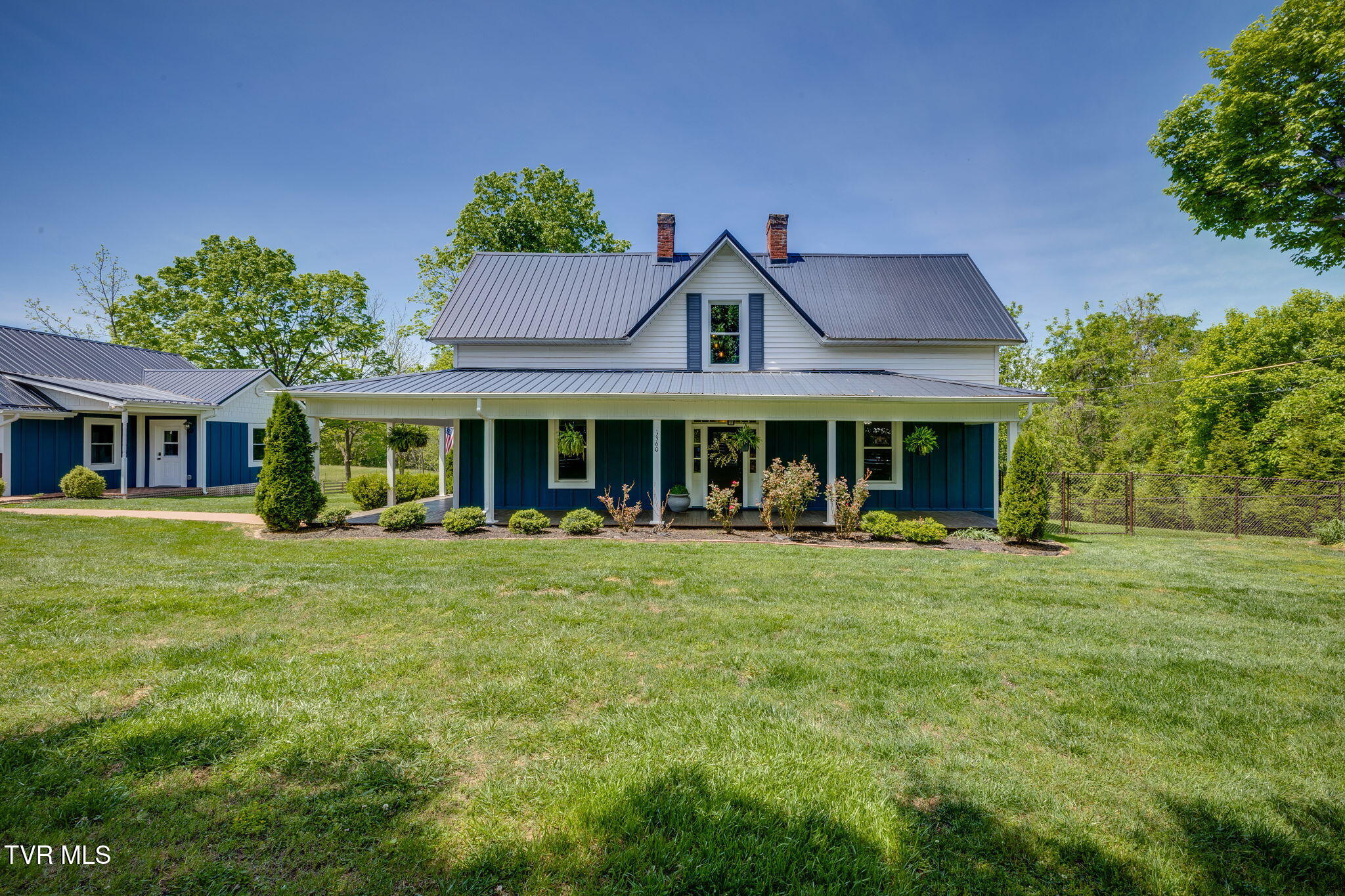 1360 Cora Lane