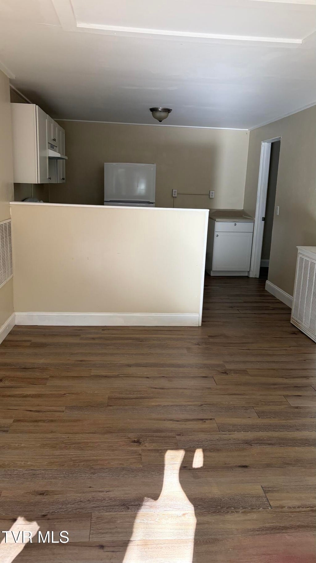 Photo of 1725 Jefferson Avenue #4, Kingsport, TN 37664 (MLS # 10001796)