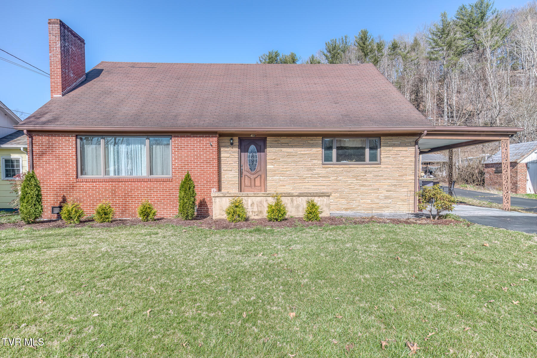 401 Church Street, Mountain City, Tennessee image 1