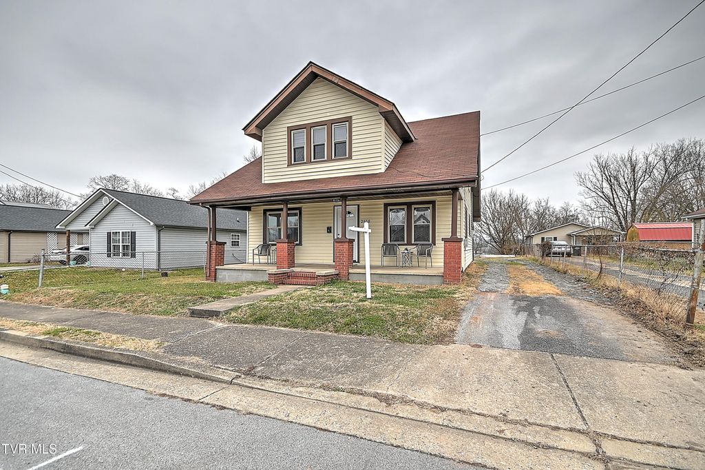 Photo of 2508 Overlook Road, Kingsport, TN 37664 (MLS # 9989883)