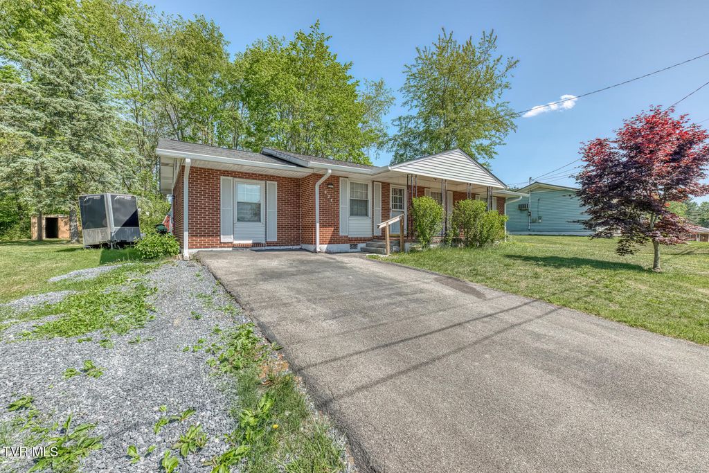Photo of 171 Reedy Street, Bristol, VA 24201 (MLS # 9994445)