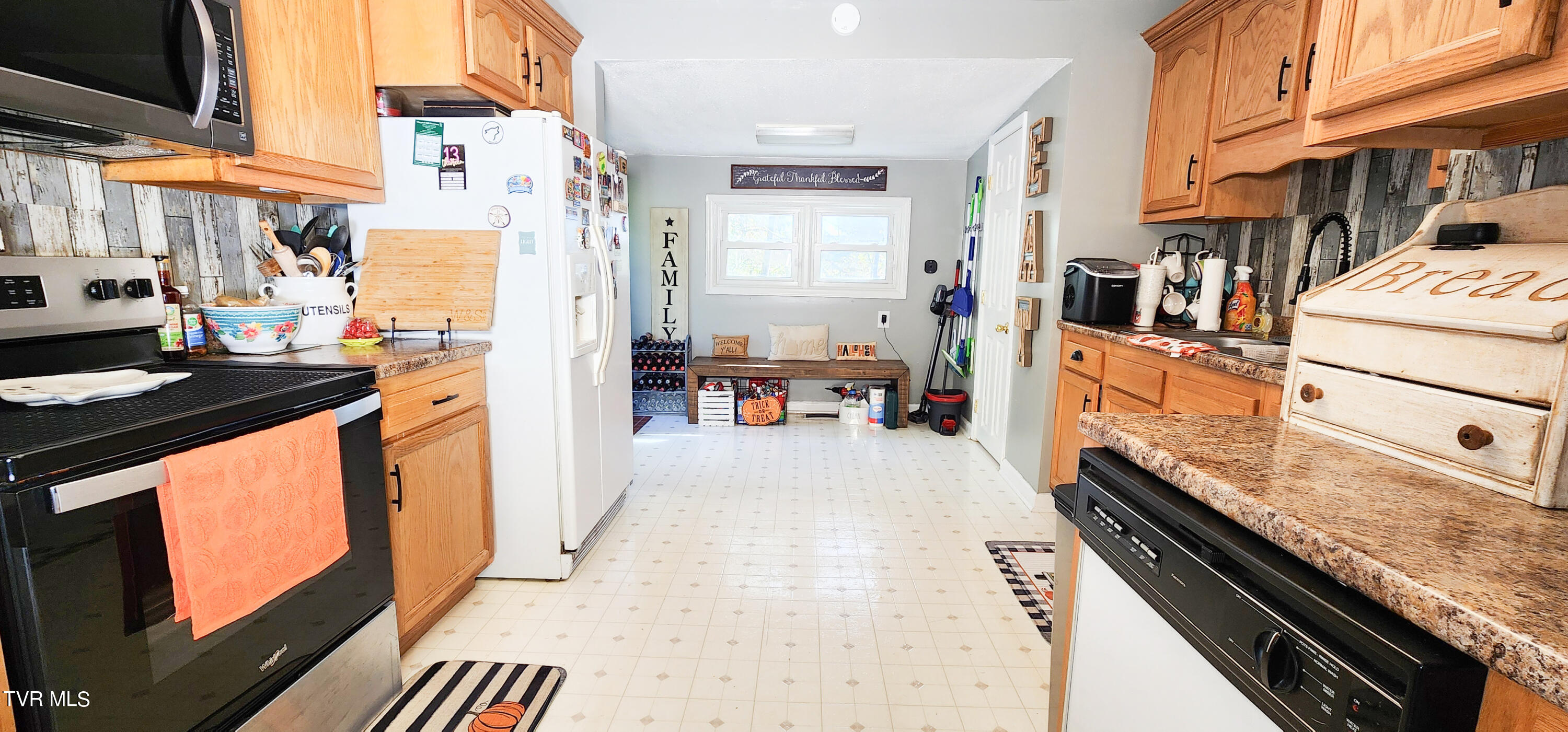 233 Reedy Road, Raven, Virginia image 7