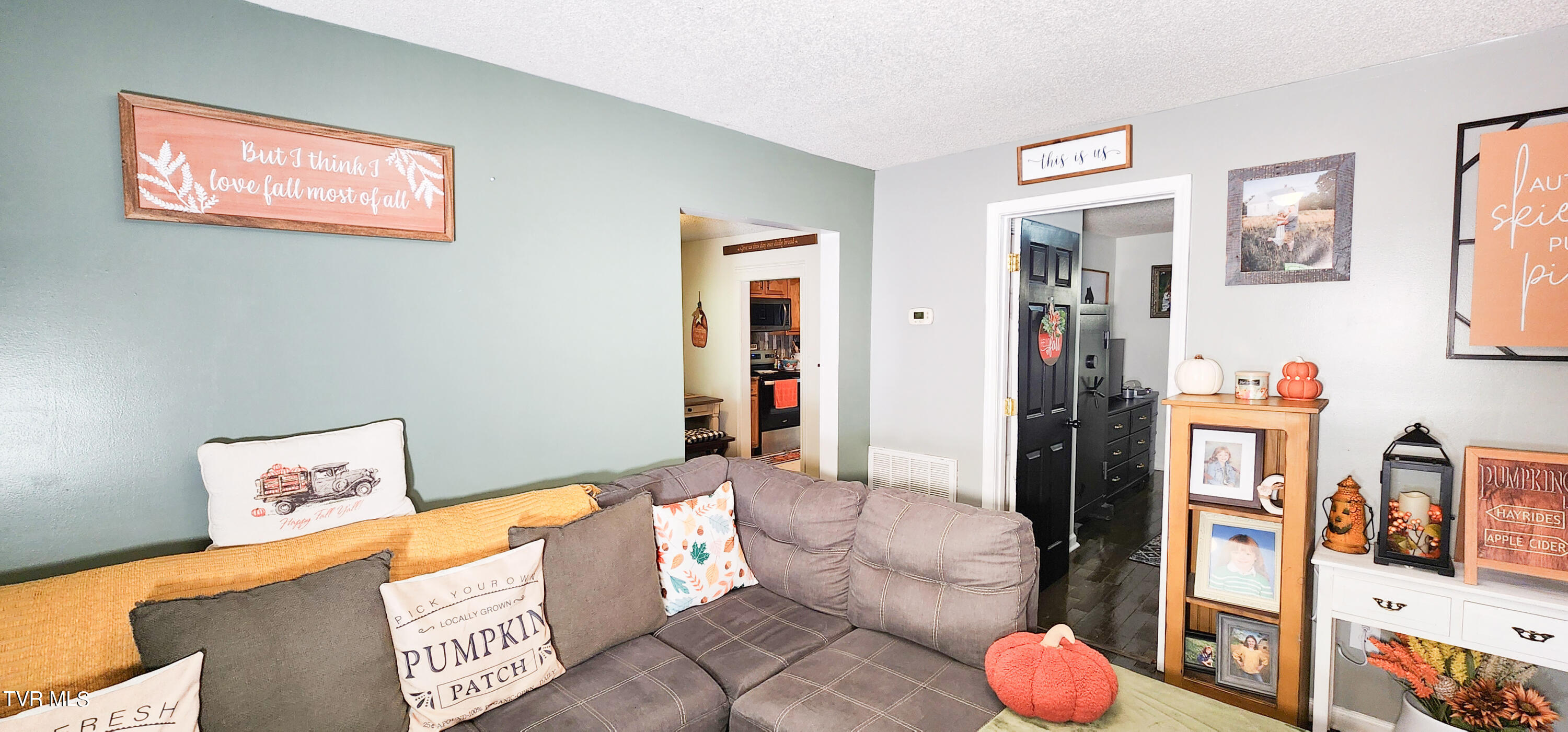 233 Reedy Road, Raven, Virginia image 6