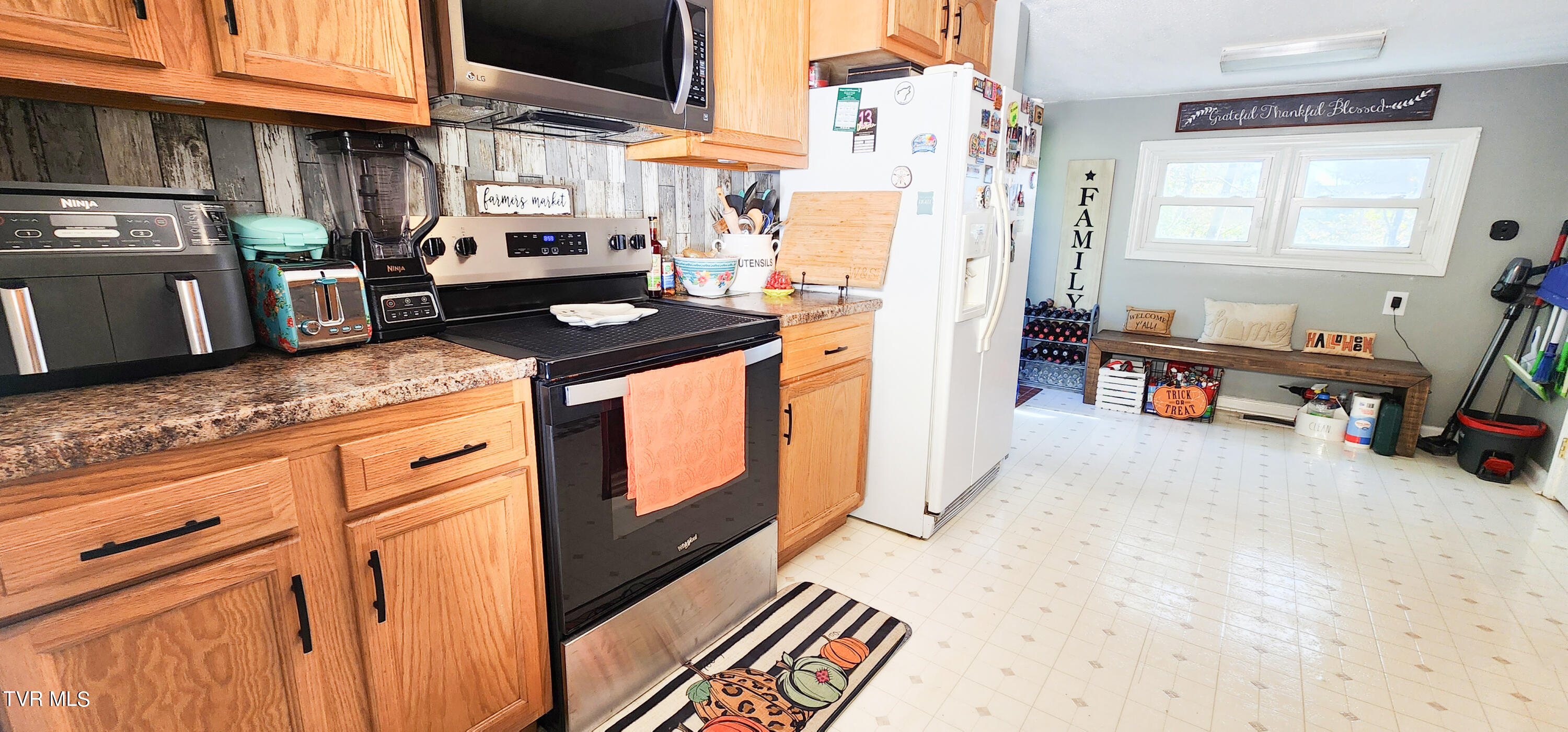 233 Reedy Road, Raven, Virginia image 8