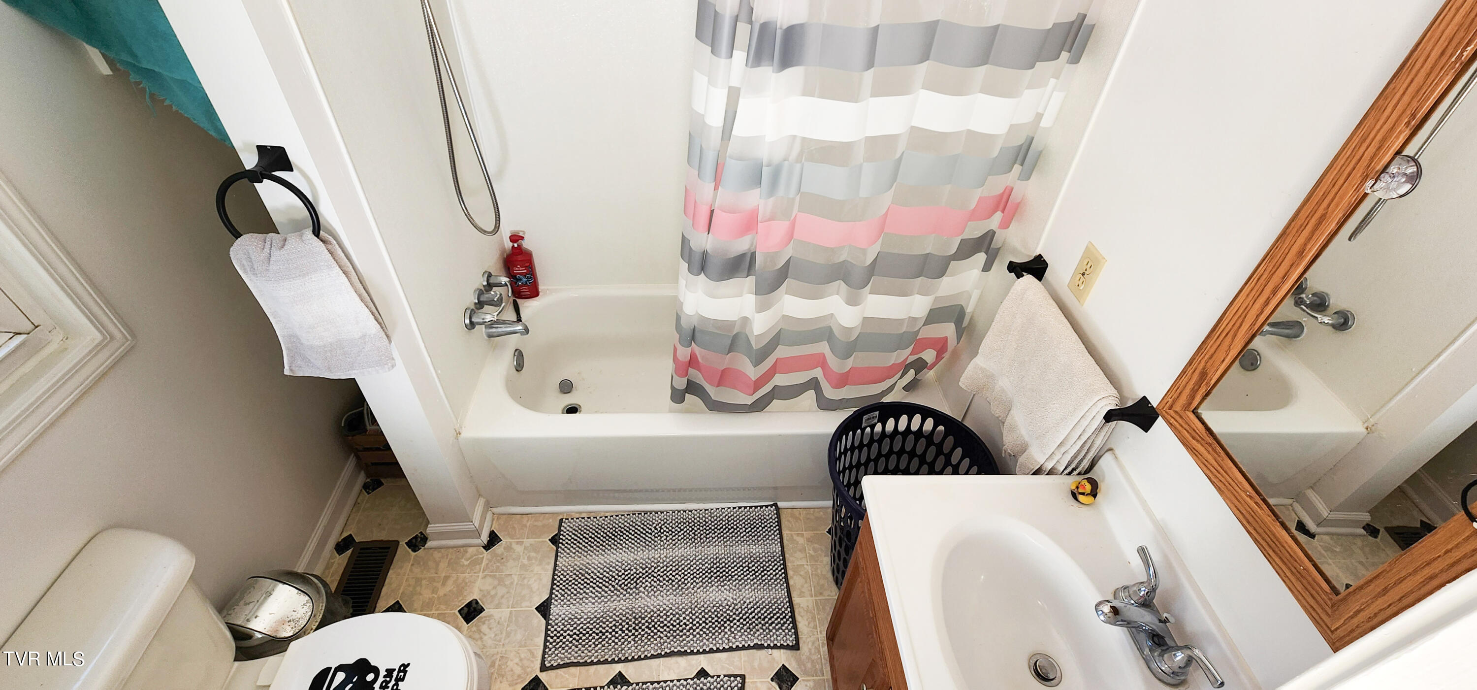 233 Reedy Road, Raven, Virginia image 14