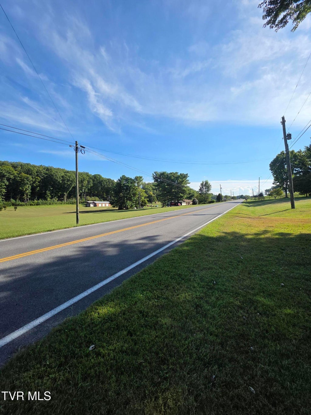 Photo of 539 Valley Drive, Kingsport, TN 37664 (MLS # 10000899)