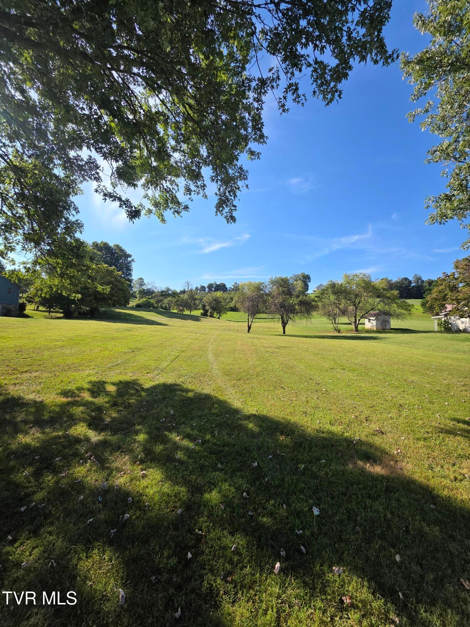 539 West Valley Drive