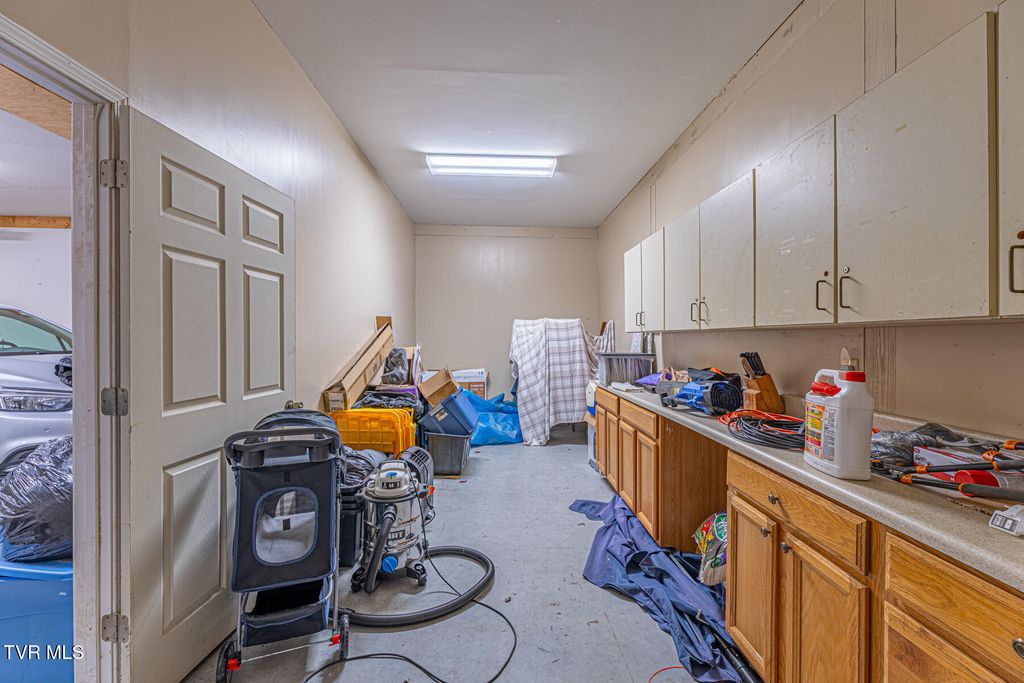 Photo of 125 Parsonage Road, Elizabethton, TN 37643 (MLS # 9995969)