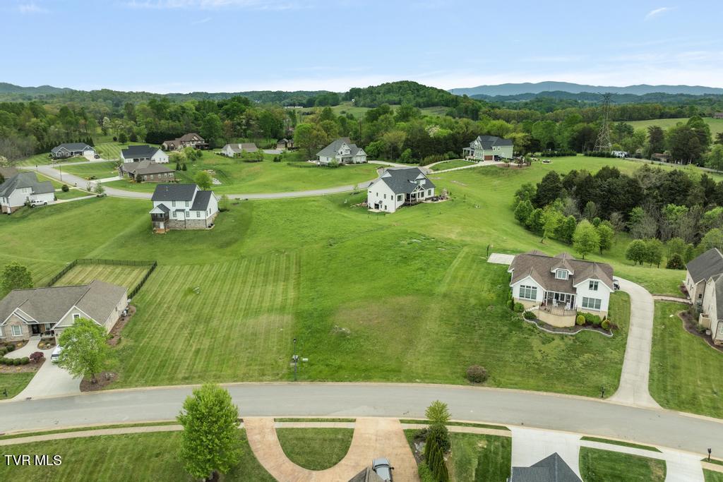 221 Forest Lane, Blountville, Tennessee image 4
