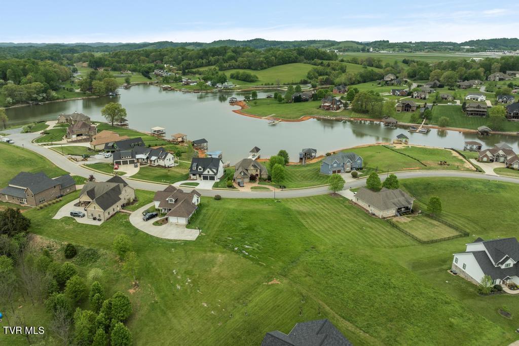 221 Forest Lane, Blountville, Tennessee image 10