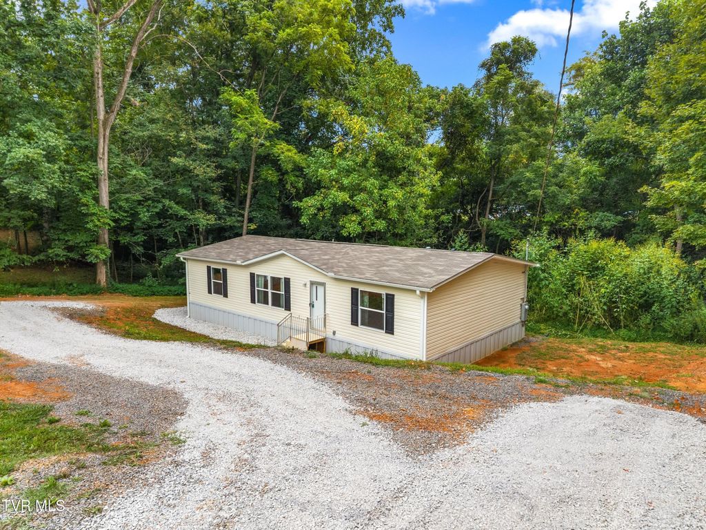 Photo of 814 Pullen Road, Whitesburg, TN 37891 (MLS # 9985341)