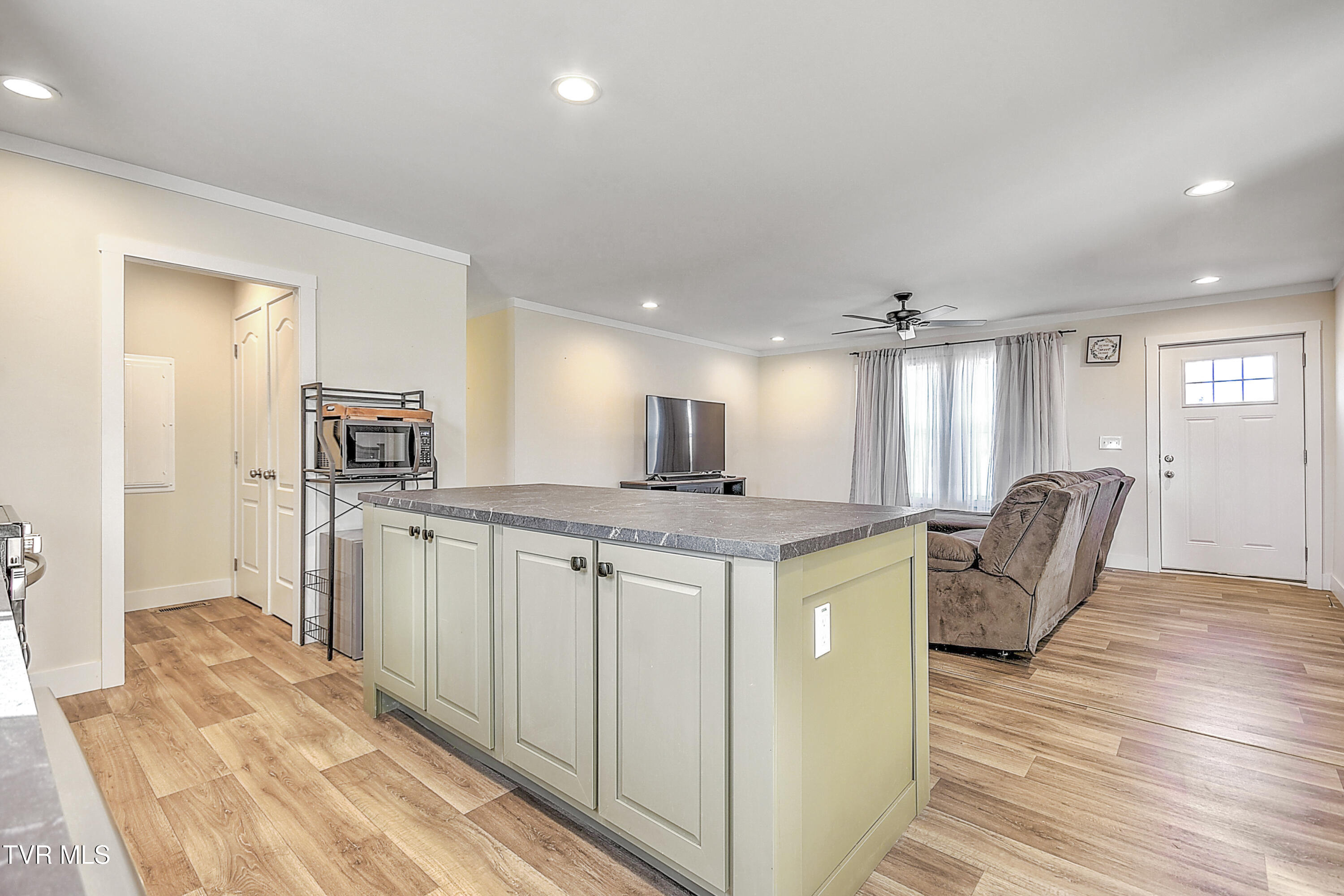 16618 Singingwood, Bristol, Virginia image 8