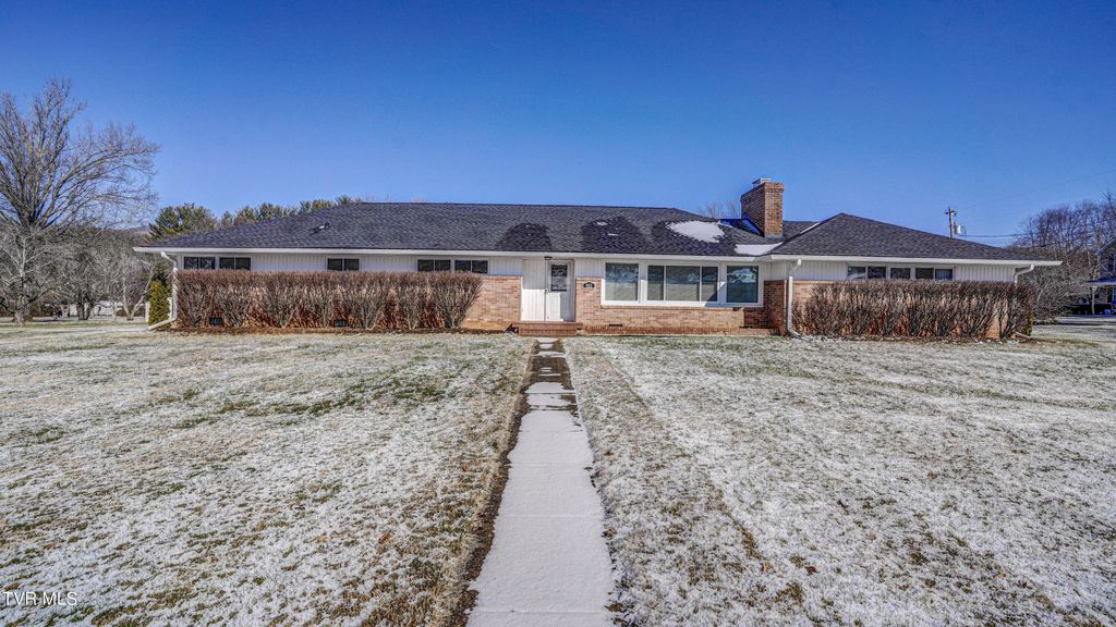 Photo of 955 9th Street, Erwin, TN 37650 (MLS # 9990644)