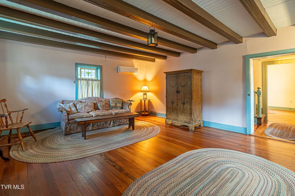 Photo of 303 Main Street, Abingdon, VA 24210 (MLS # 9986349)