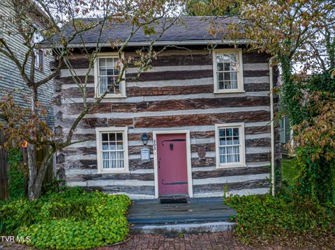 Homes For Sale - 303 Main Street<br/> Abingdon, VA 24210