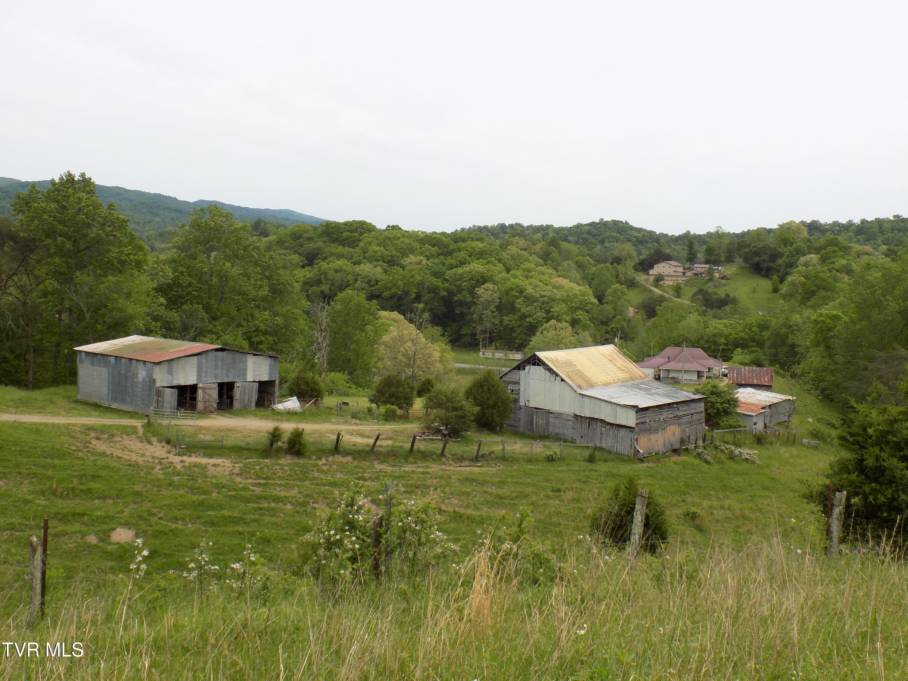 179 Sutton Hollow Road, Sneedville, Tennessee image 1