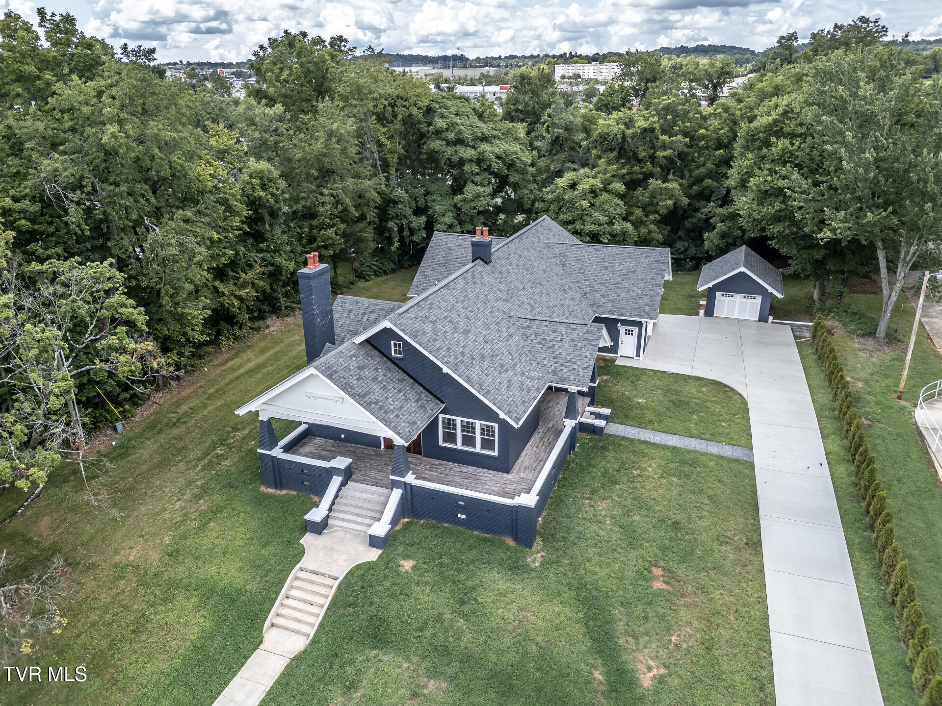 1411 Tusculum Boulevard