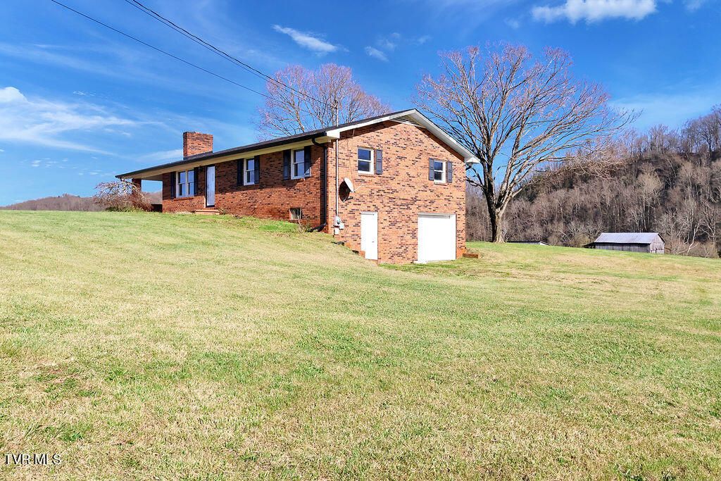 Photo of 844 Stanley Valley Road, Rogersville, TN 37857 (MLS # 9992826)