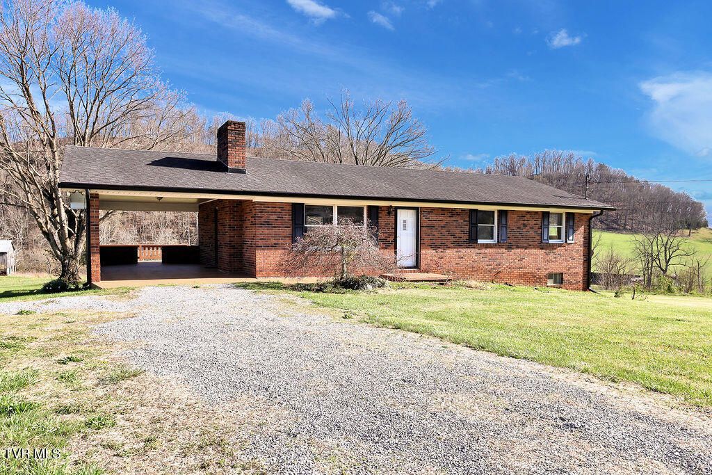Photo of 844 Stanley Valley Road, Rogersville, TN 37857 (MLS # 9992826)