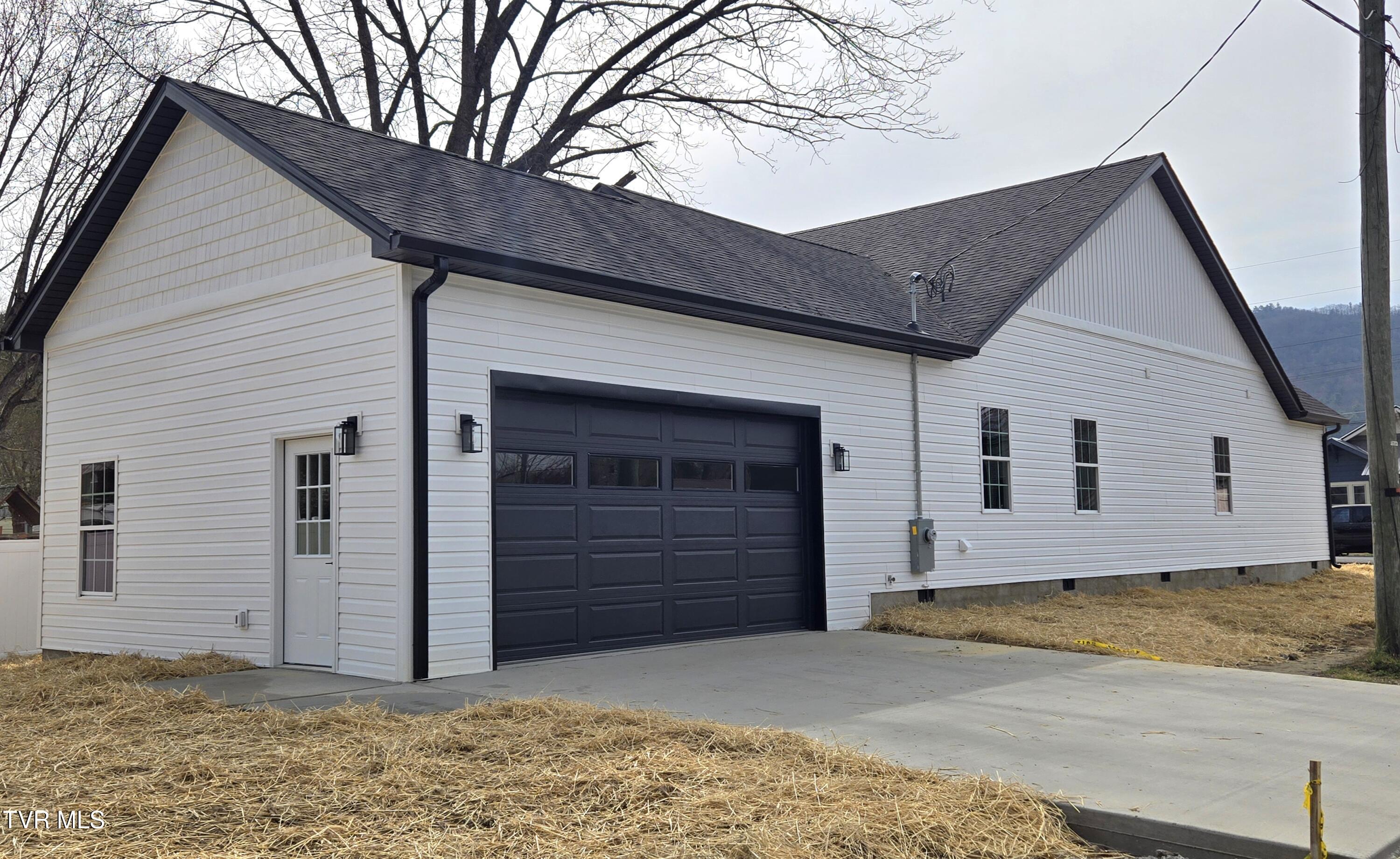 403 Walnut Street, Erwin, Tennessee image 5