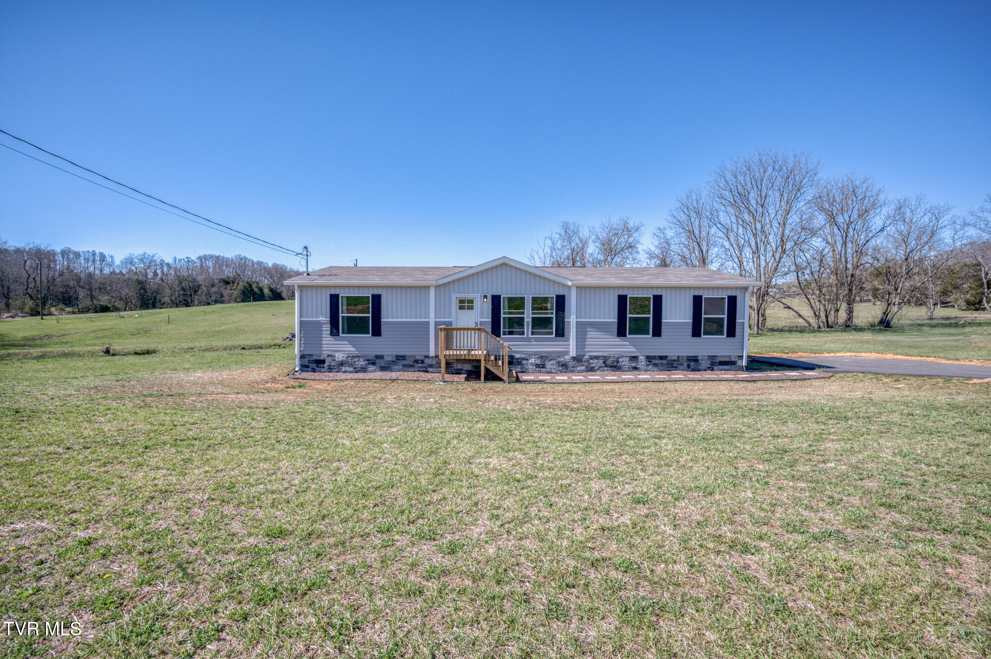 4508 Weaver Pike, Bluff City, Tennessee image 6