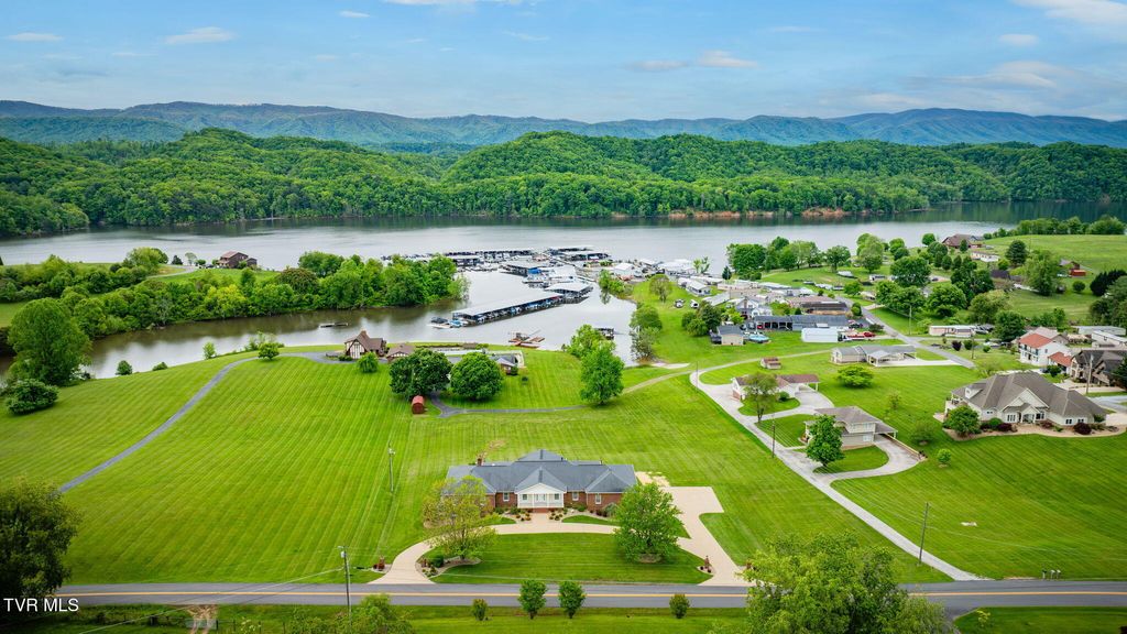 Photo of 20484 Lake Road Road, Abingdon, VA 24211 (MLS # 9990841)