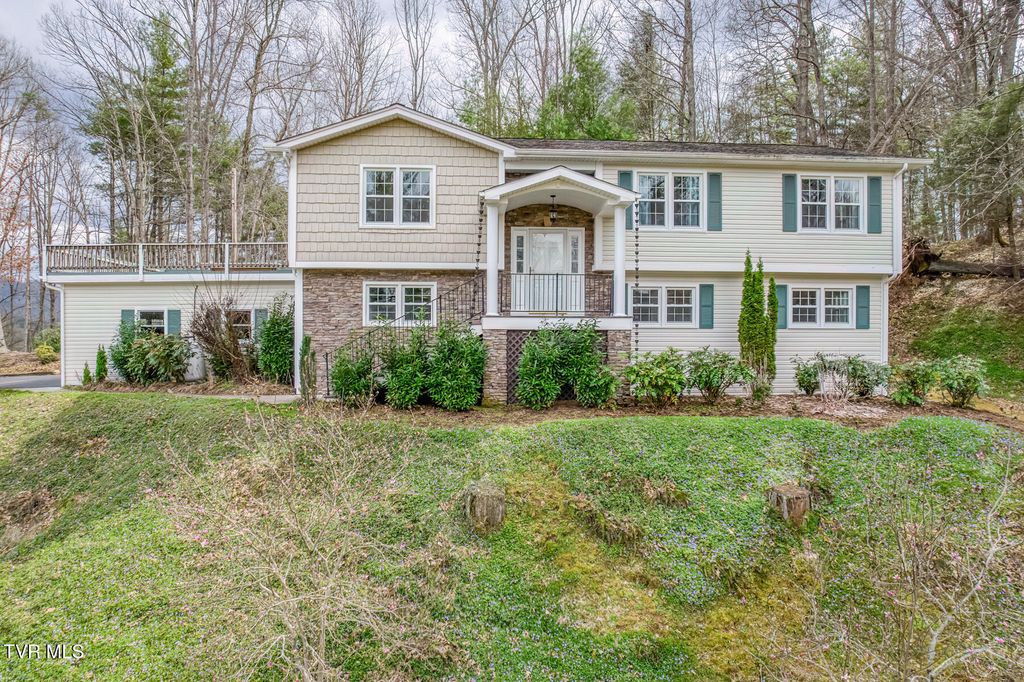 Photo of 580 Cedar Street, Mountain City, TN 37683 (MLS # 9993537)