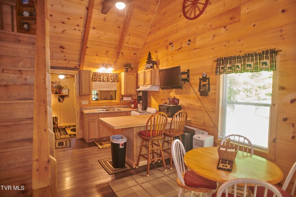 Photo of 1092 Hwy 25 E, Newport, TN 37821 (MLS # 9994607)