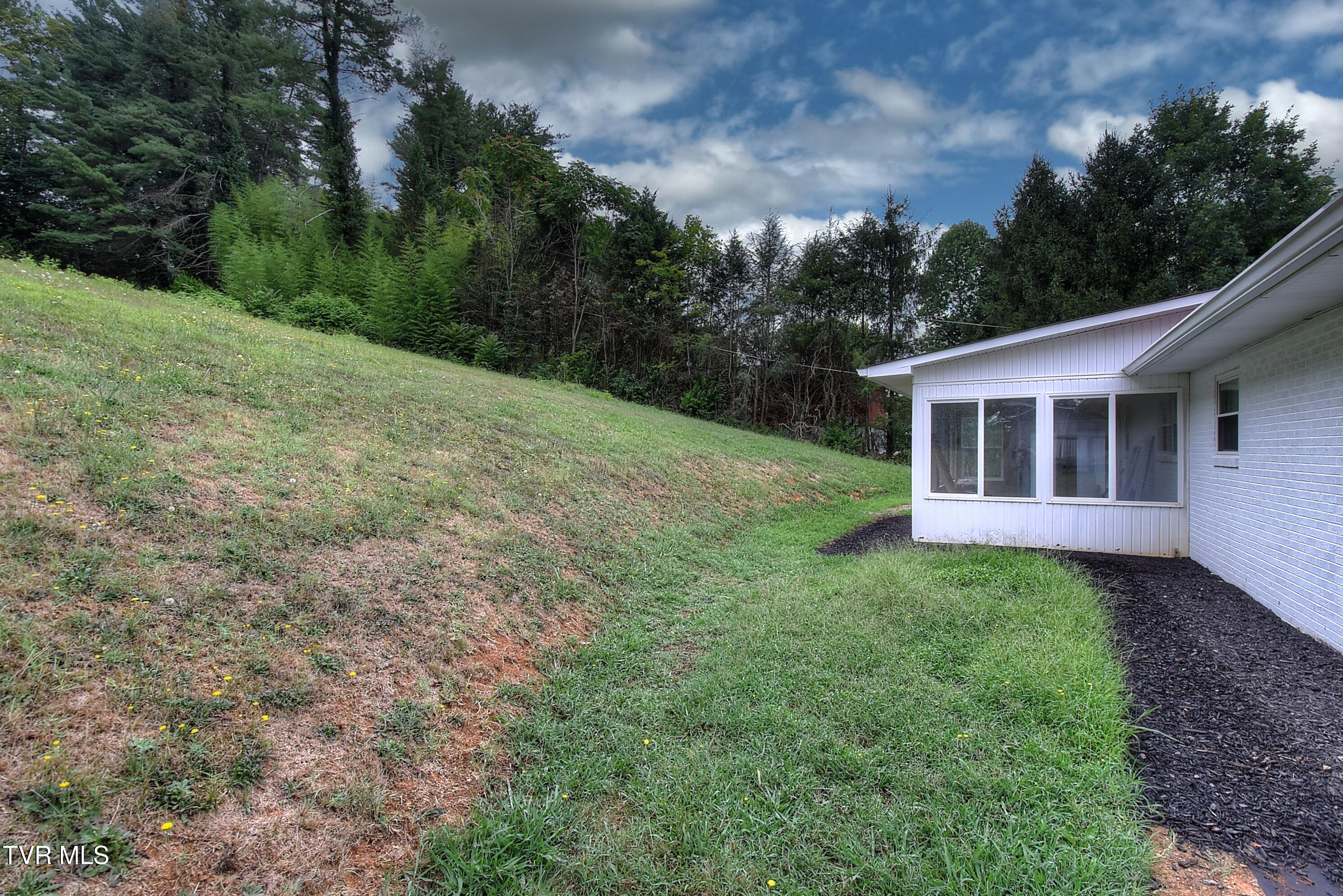 1660 Rock Springs Road, Kingsport, Tennessee image 7