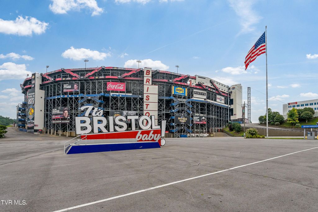 Photo of 120 Raceday Center Drive #303, Bristol, TN 37620 (MLS # 9993725)