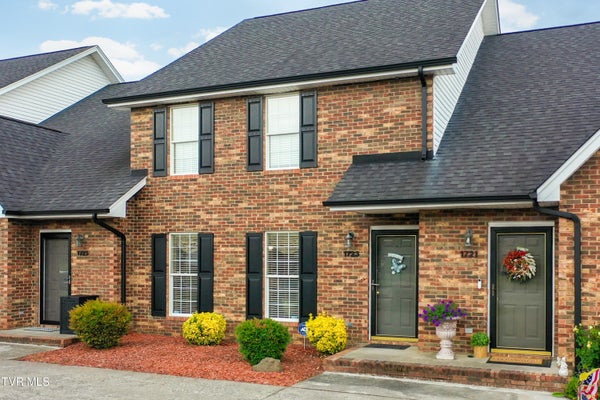1723 BLAKEWOOD CT # 1723, KINGSPORT, TN 37660 - Image e2ea6c3a84a8d1817aac4772a2ef9cbf/1371662338