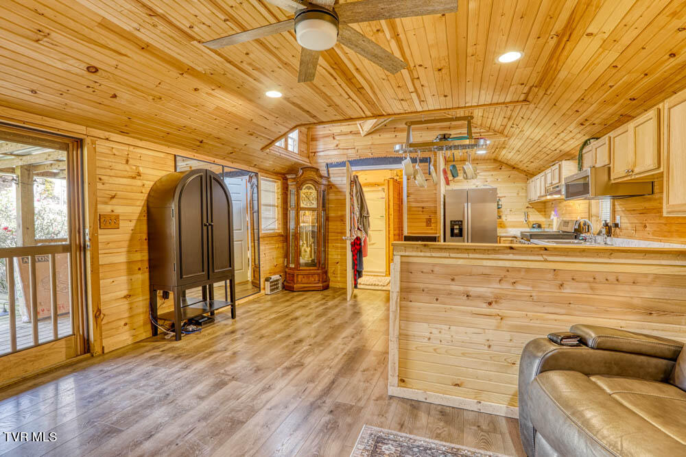 3858 Beech Creek Road