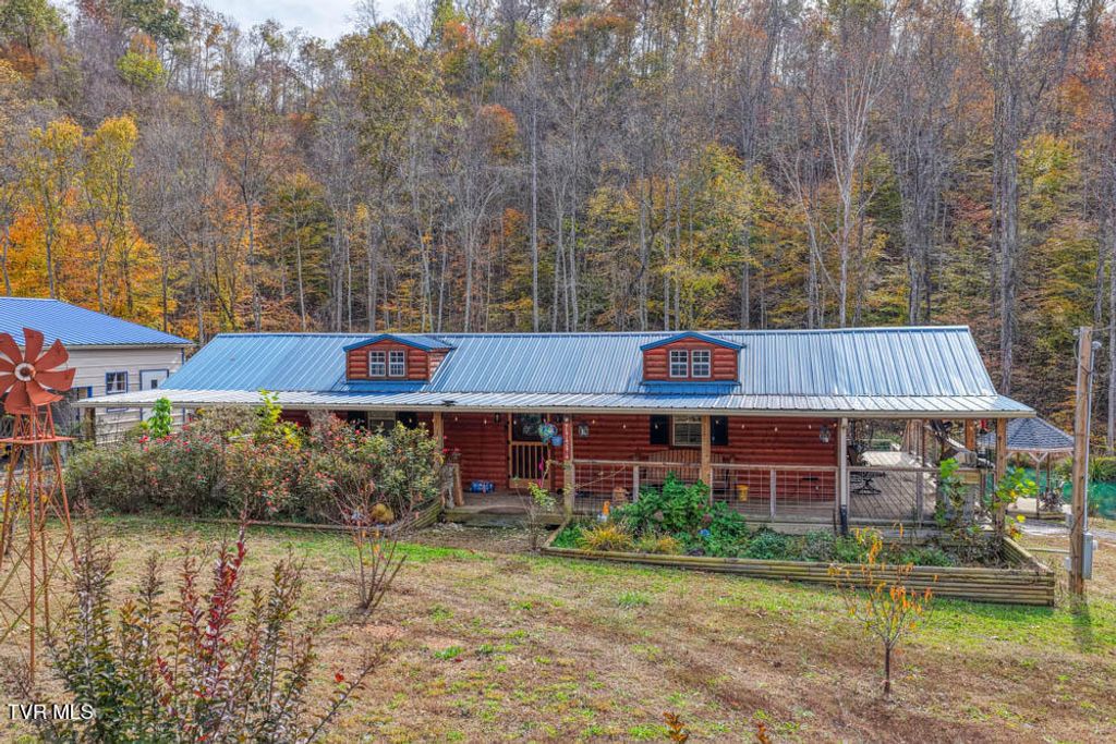 Photo of 3858 Beech Creek Road, Rogersville, TN 37857 (MLS # 9988010)