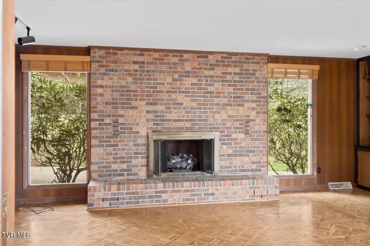 909 Millercrest Drive, Johnson City, Tennessee image 21