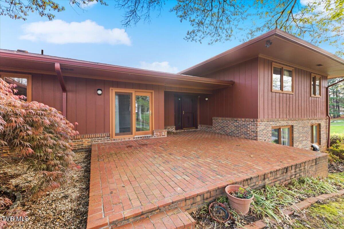 909 Millercrest Drive, Johnson City, Tennessee image 7
