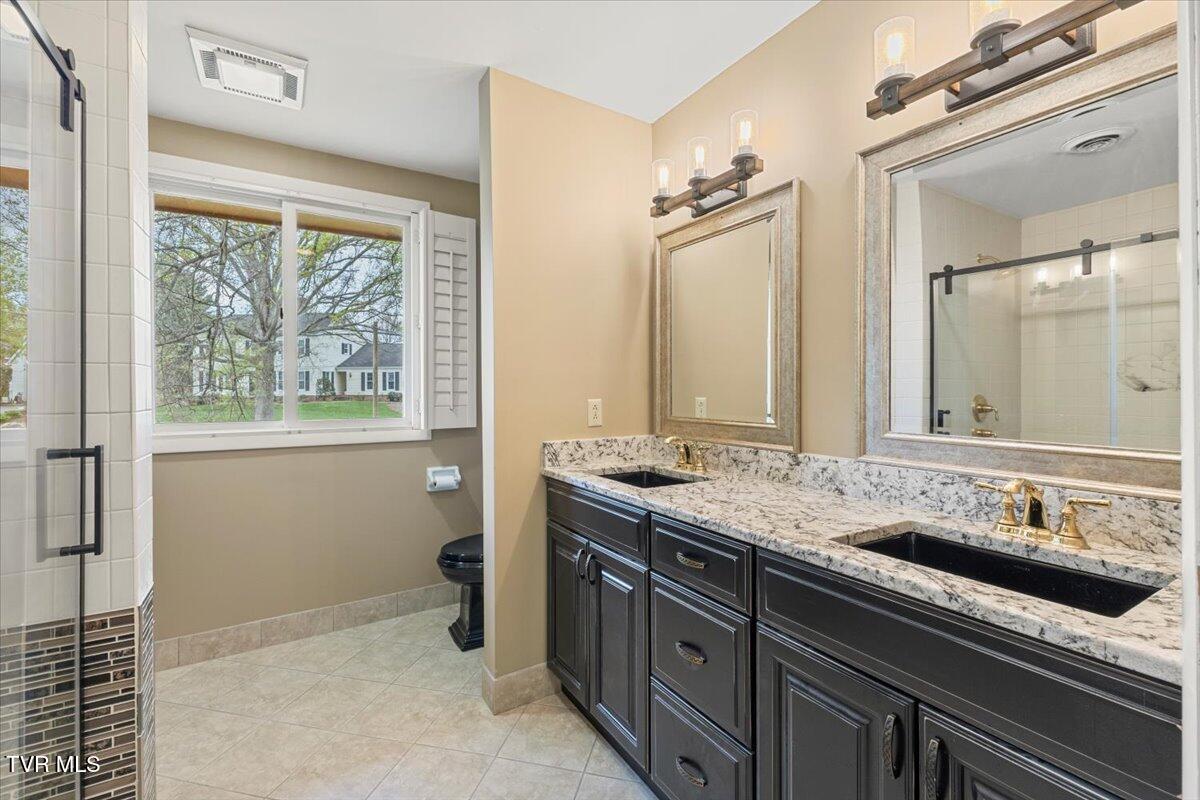 909 Millercrest Drive, Johnson City, Tennessee image 18