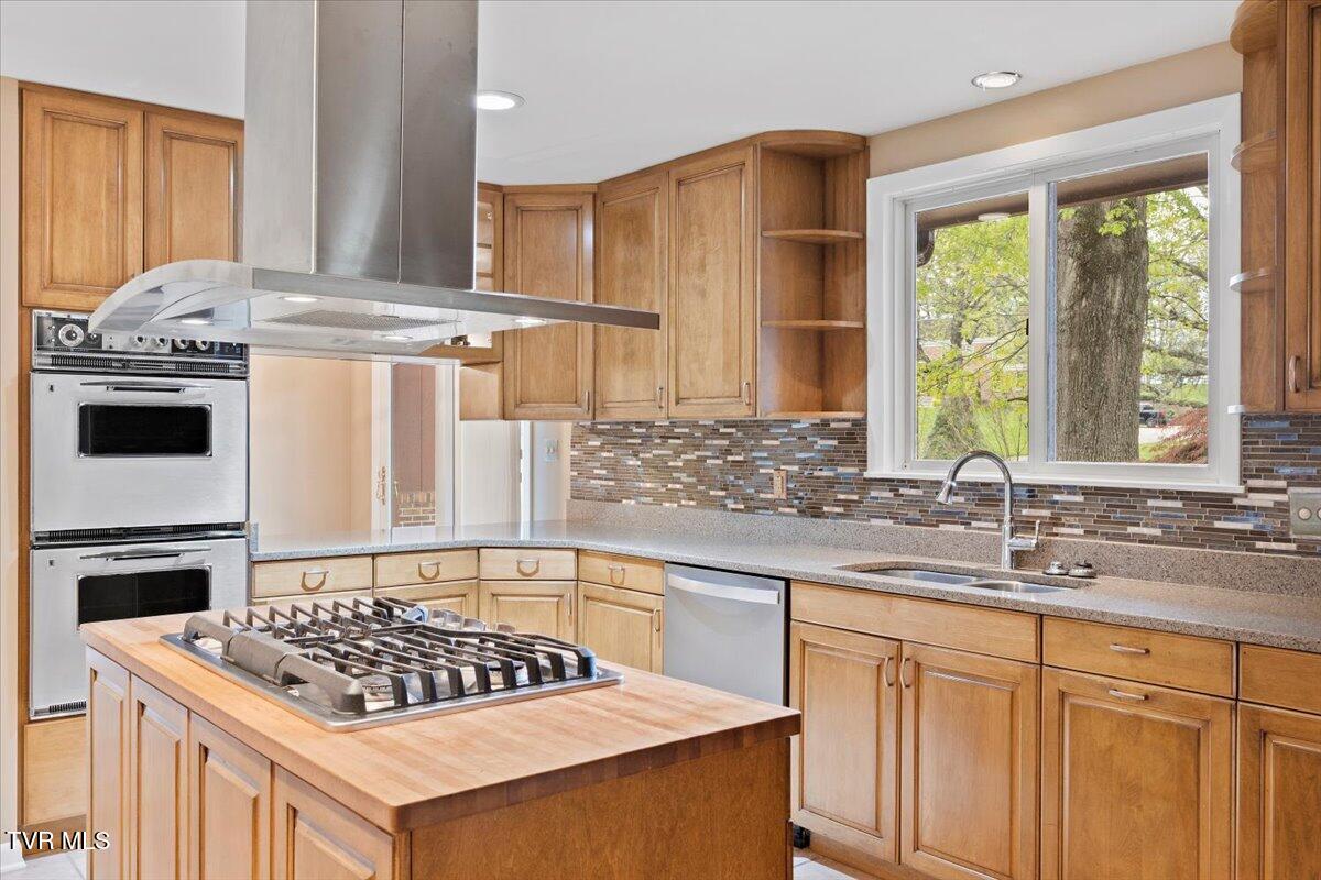909 Millercrest Drive, Johnson City, Tennessee image 14