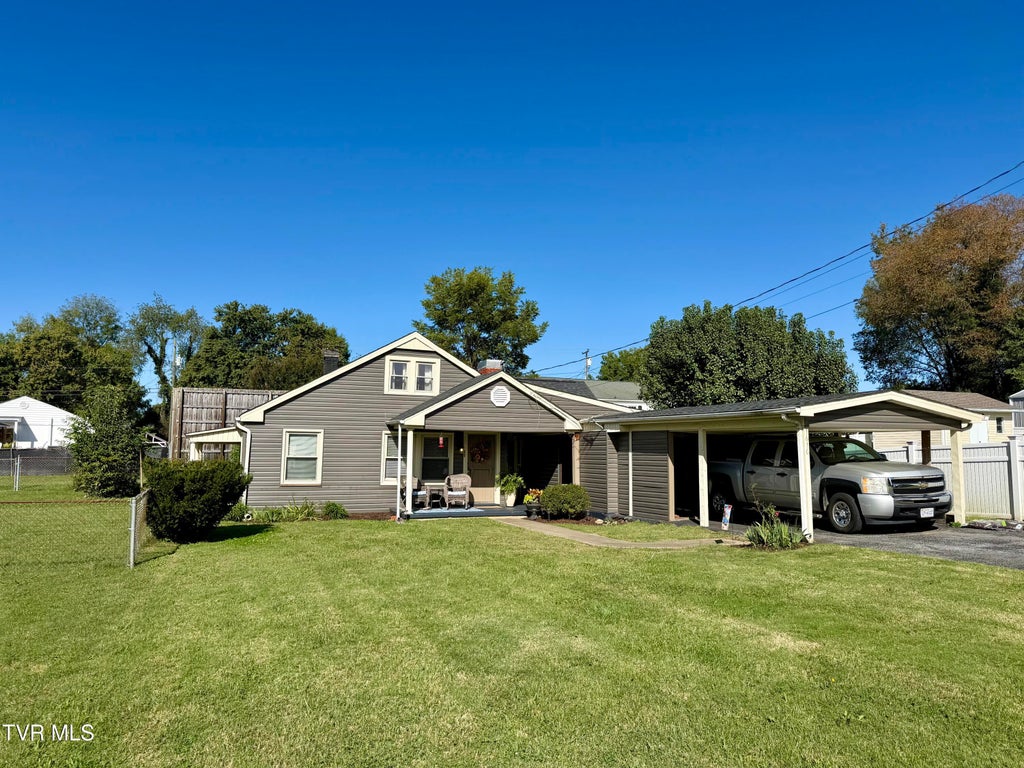 Photo of 1616 Pershing Avenue, Bristol, TN 37620 (MLS # 10001759)