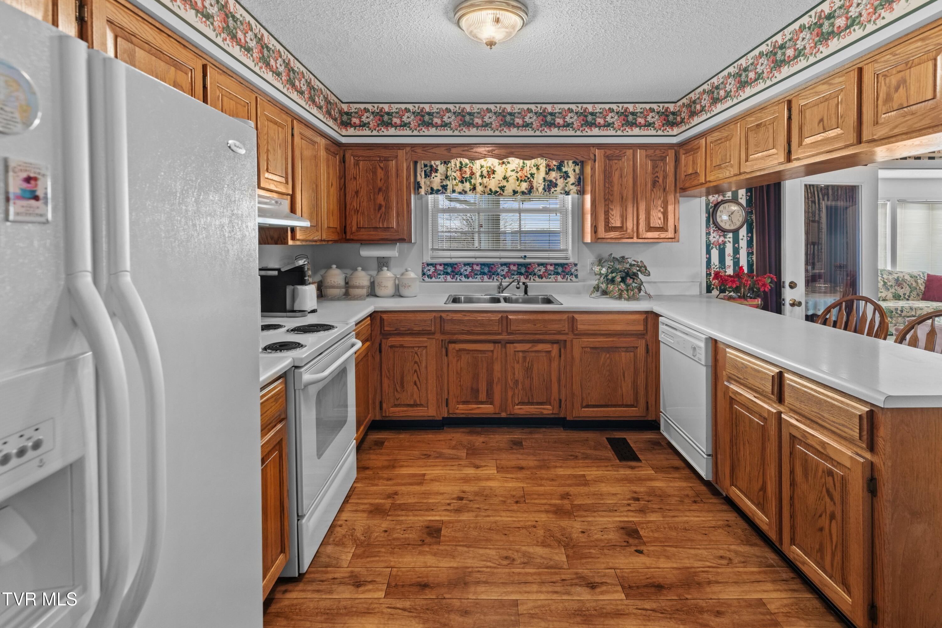 540 Hurley Drive, Sneedville, Tennessee image 9