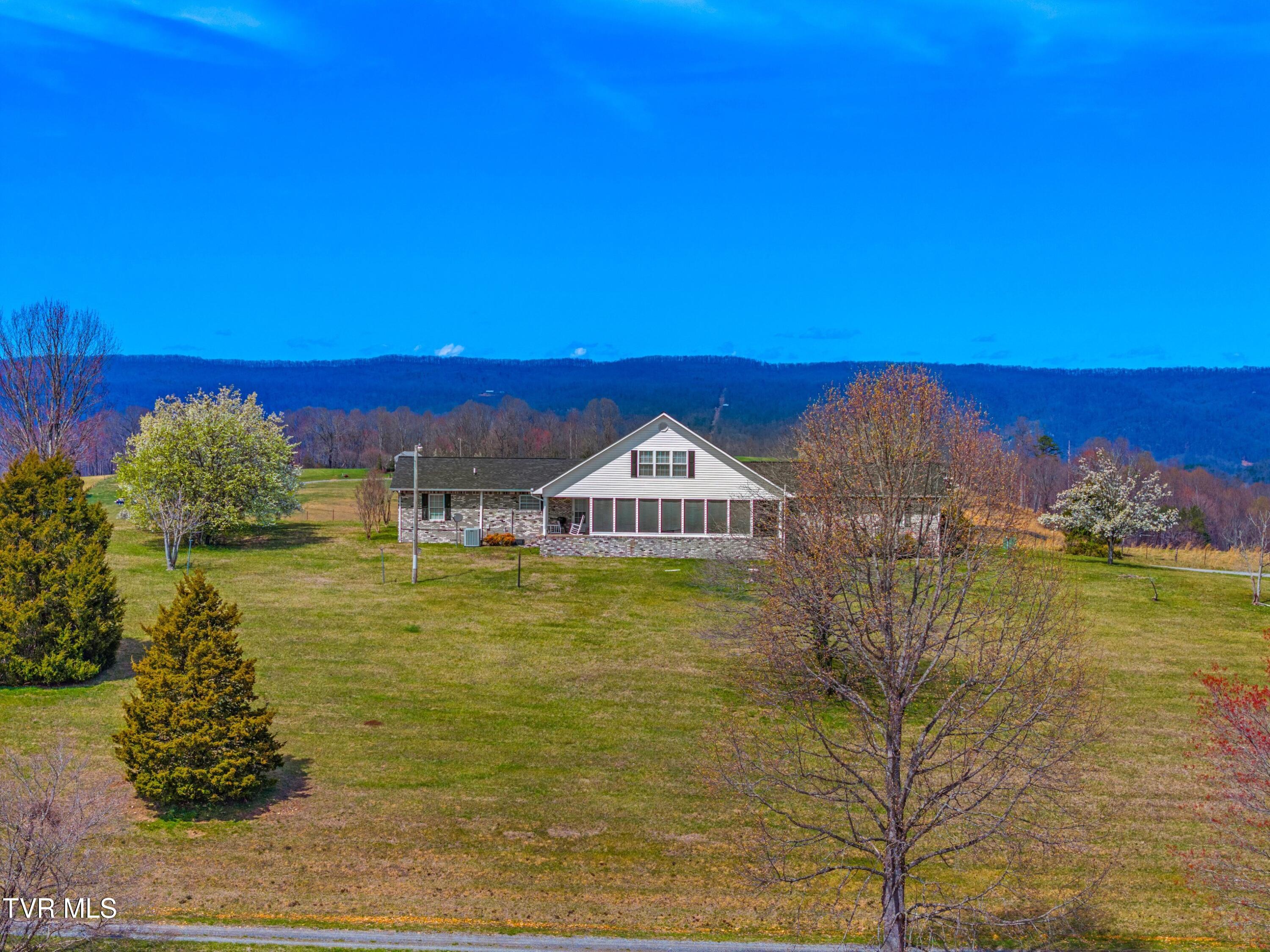 540 Hurley Drive, Sneedville, Tennessee image 4