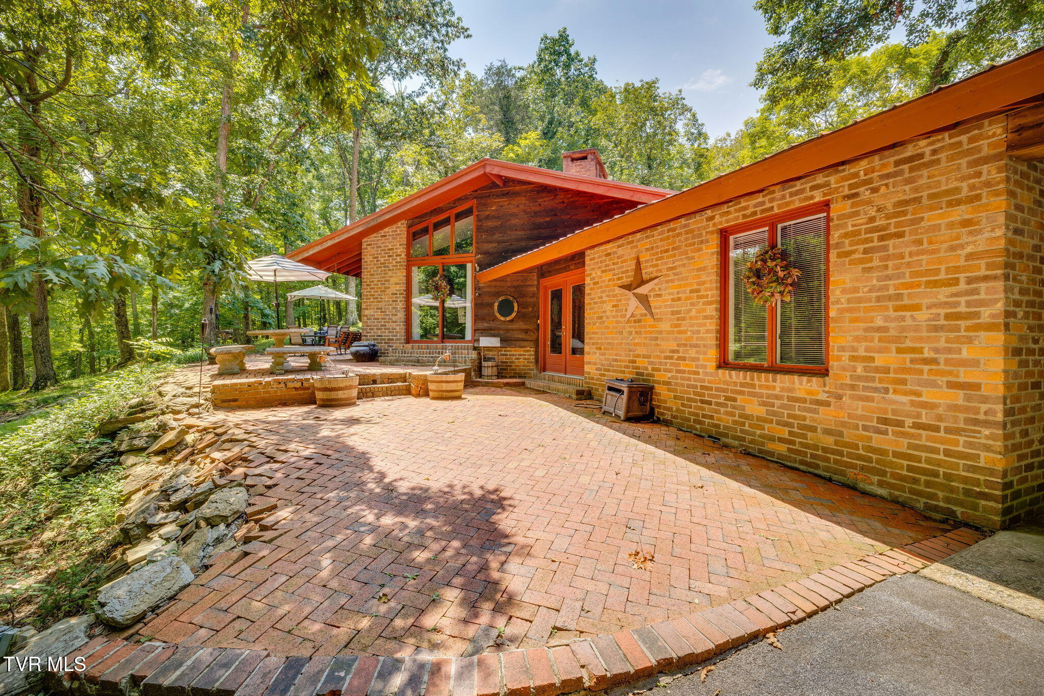 1236 Goshen Valley Road