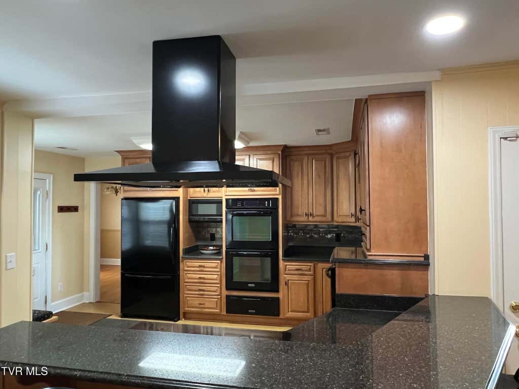 Photo of 224 F Street, Elizabethton, TN 37643 (MLS # 9999646)