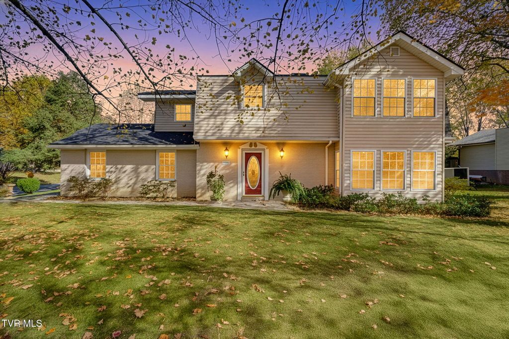 Photo of 3315 Martindale Drive, Johnson City, TN 37601 (MLS # 9992517)