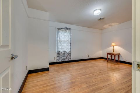 Tiny photo for 16038 Lee Highway Hwy, Bristol, VA 24202 (MLS # 9986481)