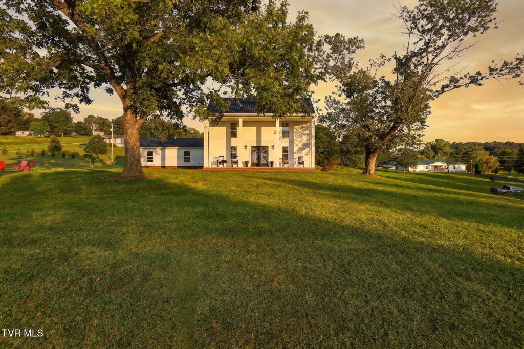 Photo of 95 Mulberry Road, Greeneville, TN 37745 (MLS # 10000958)